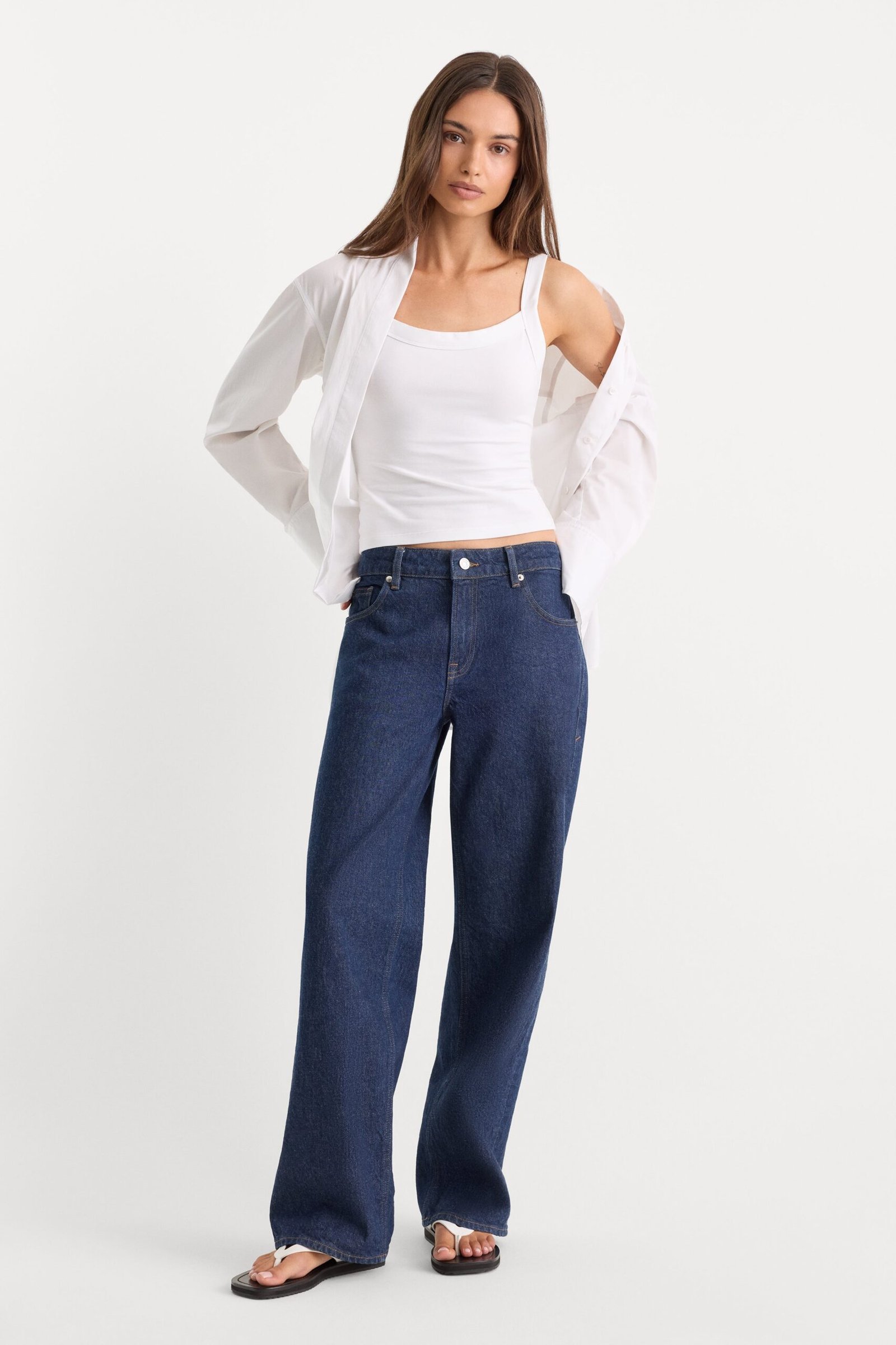 260506_10_NLL062-RNSE_0607 LOW RELAXED STRAIGHT JEANS | RINSE - Image 1