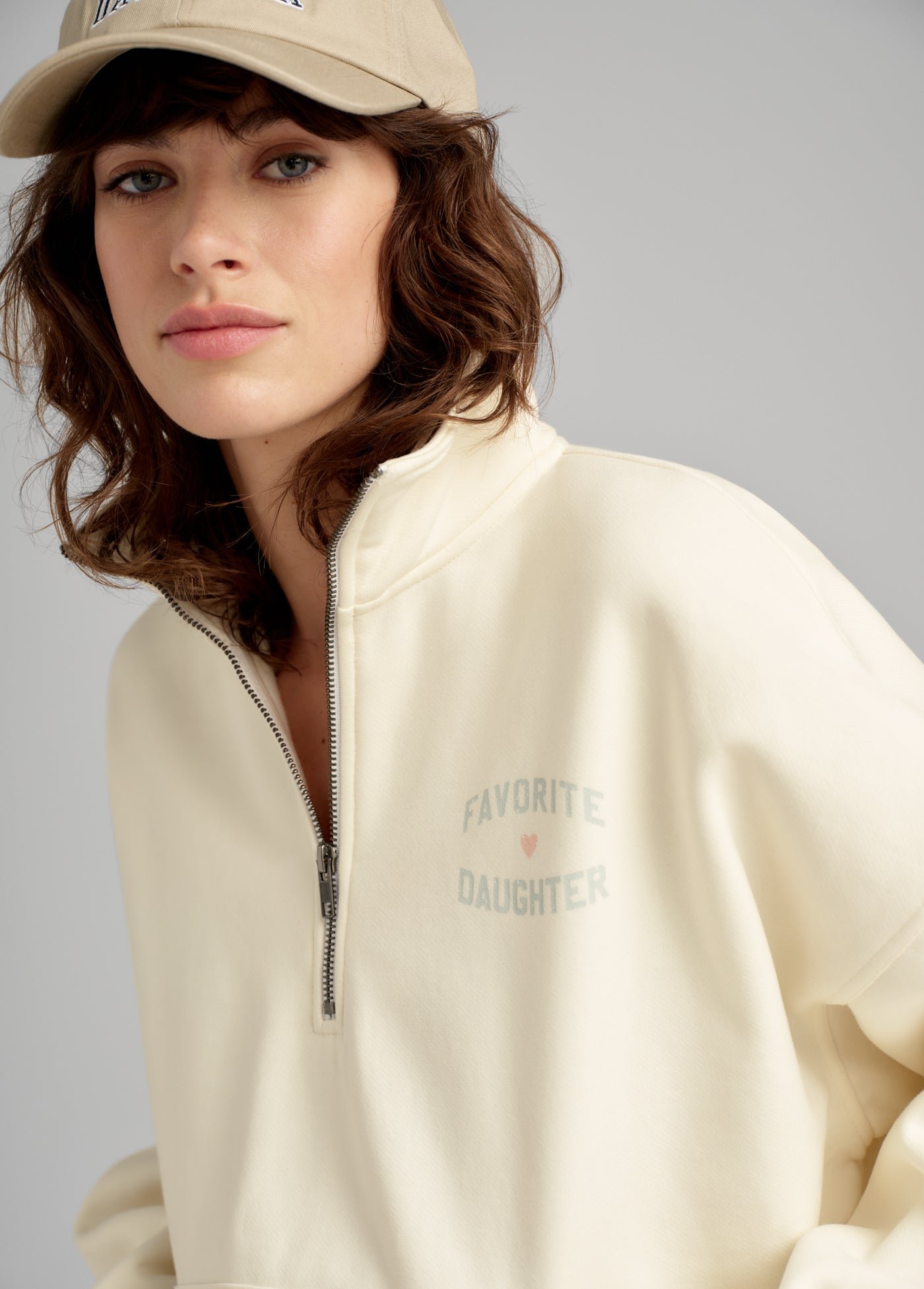 fdwc561903_oatmeal_fgq7fd7045_gardenia_light_sage_fgq3fh5505_gardenia_light_sage_fgq7fe8610_gardenia_110 THE FAVORITE DAUGHTER HALF ZIP SWEATSHIRT - Image 1